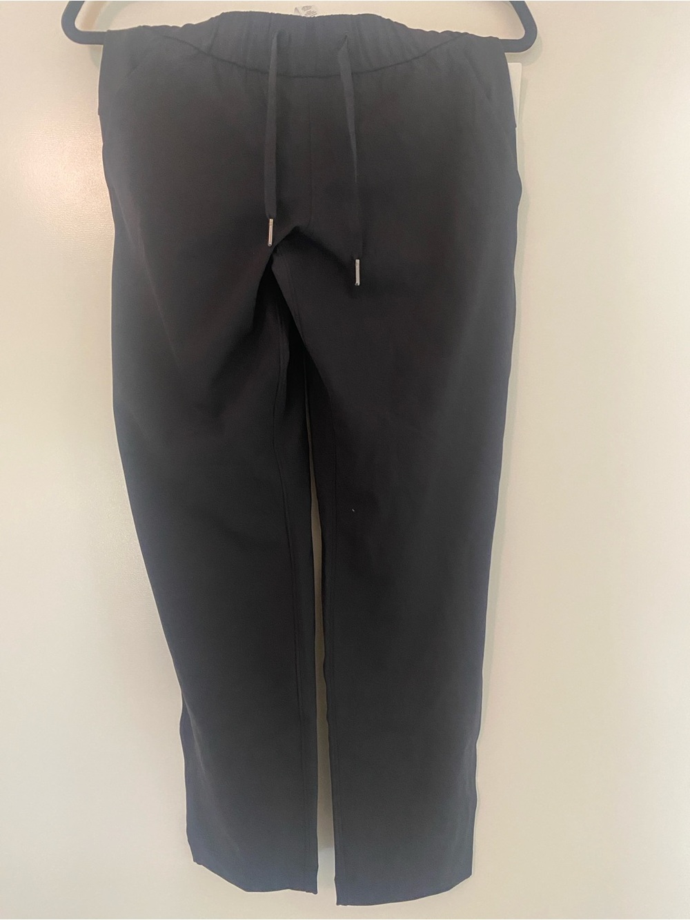 lululemon athletica Men's Black Jogger Pants with side pockets